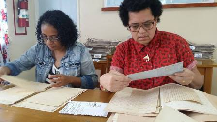 National Archives of Fiji visit, photo by Molly Rangiwai McHale